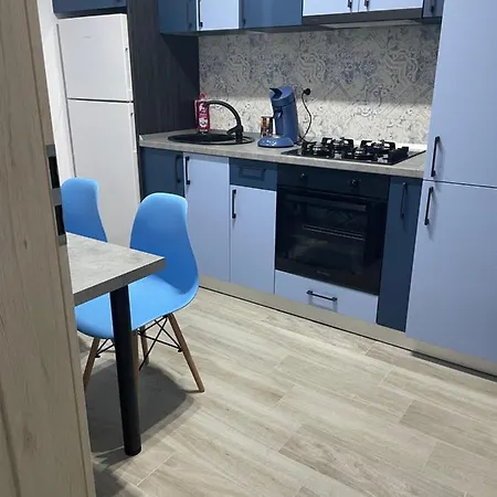Apartment Moghioros Park Dum4 *